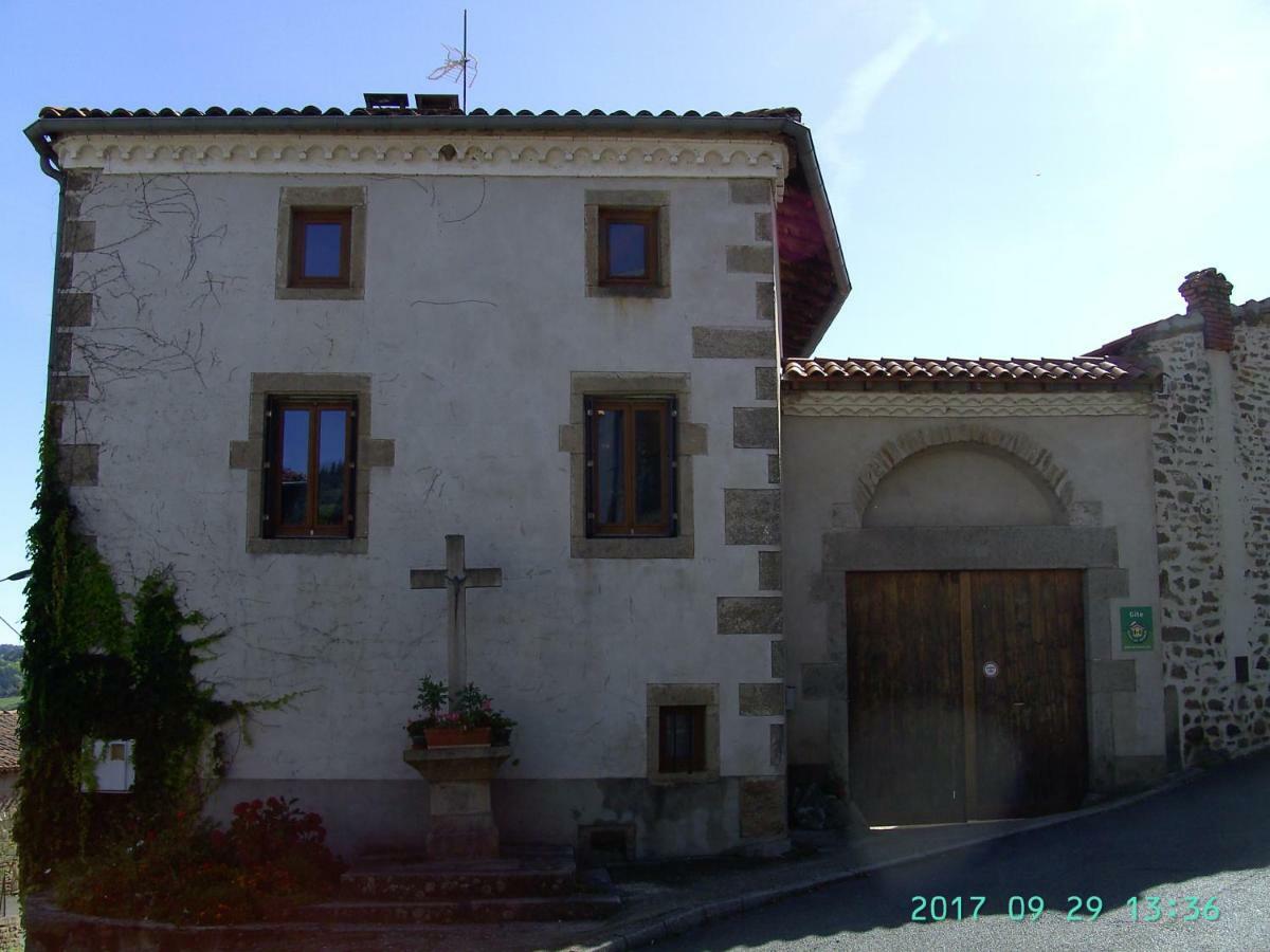 Bed and Breakfast La Fontaine Saint-Georges-en-Couzan Esterno foto